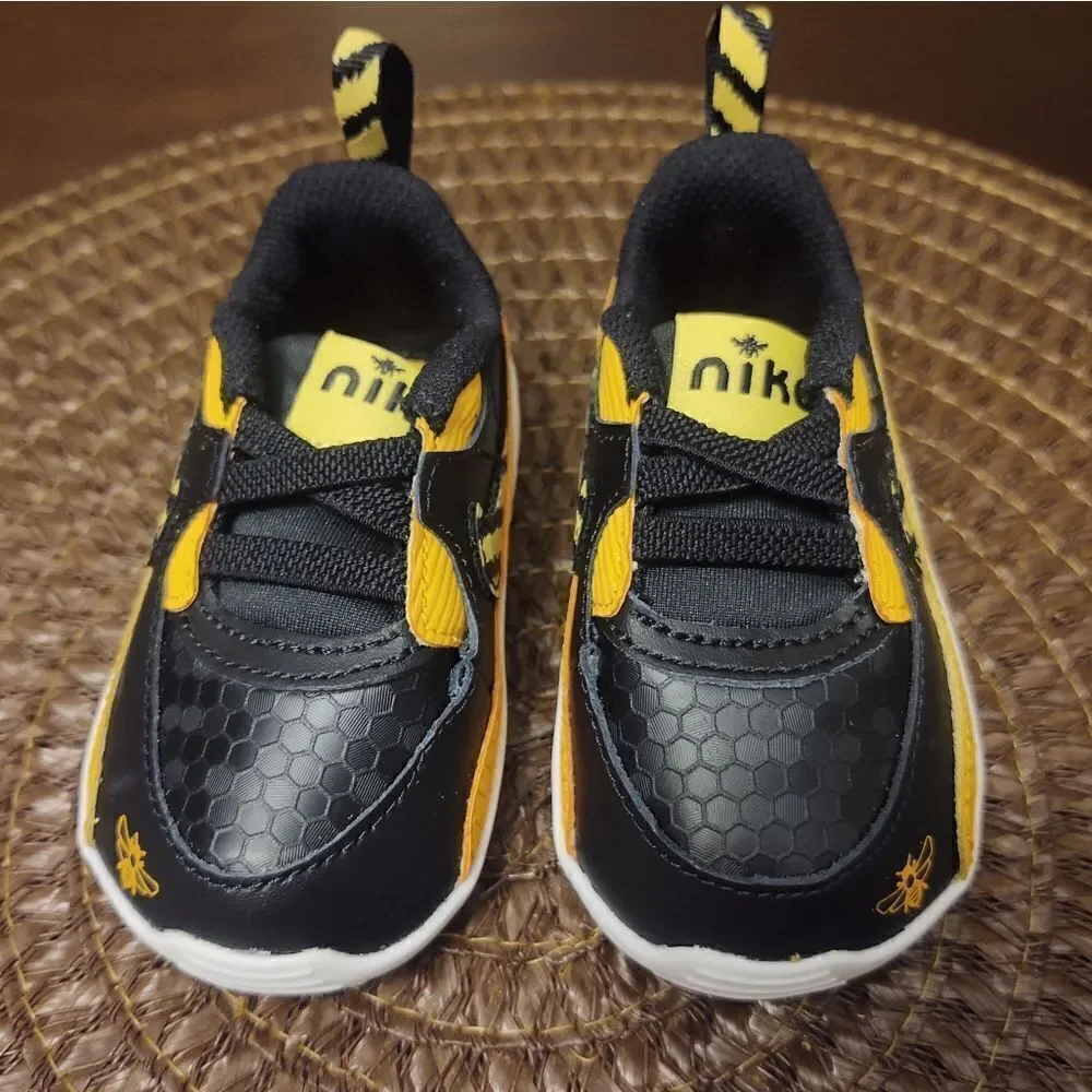 Nike Max 90 Crib SE (CB) Black Opti Yellow  Baby Size 4C CZ4504-001 NEW